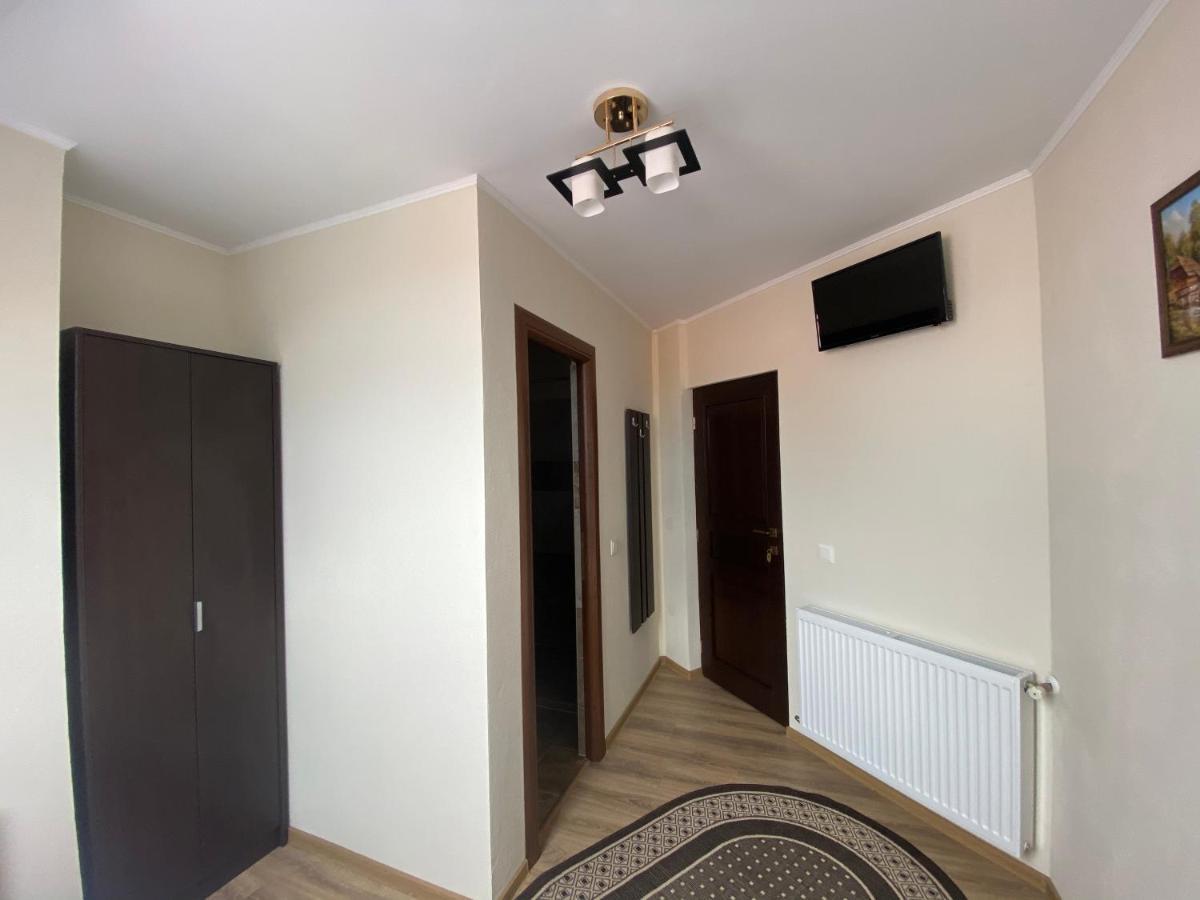 Gradics Panzio Hotel Siculeni Eksteriør billede